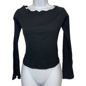 FOREVER 21 + Black Bell Sleeve Ribbed Crop Top Sz 0X